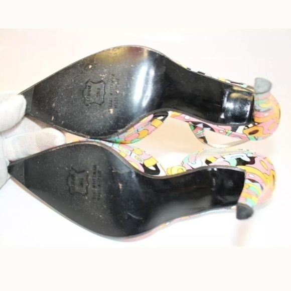 Stuart Weitzman Womens 7 M Patent Leather Slingbacks Spain Made Heels - Picture 10 of 11